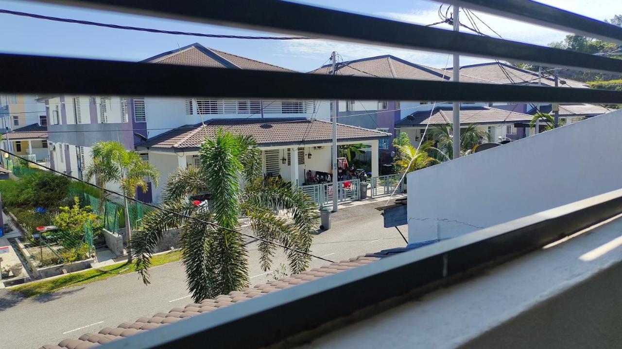 Dadide guesthouse Alor Gajah Eksteriør billede